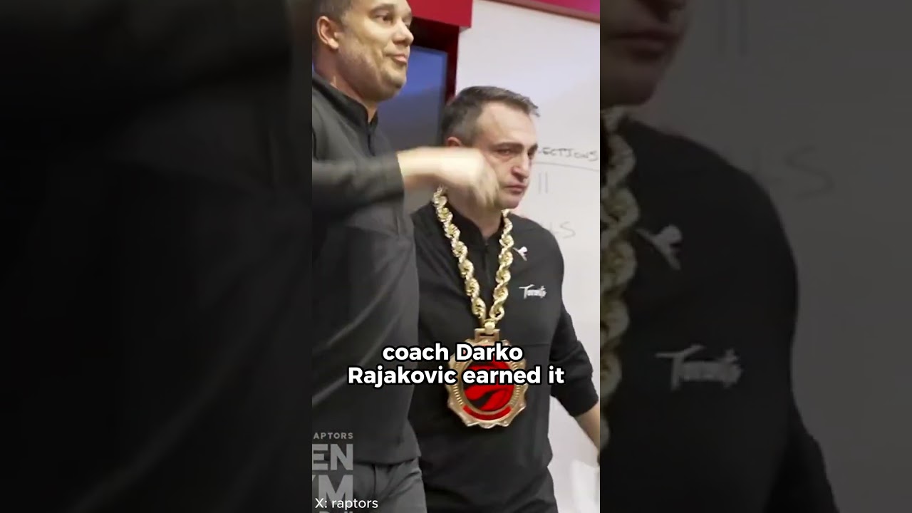 Raptors coach Darko Rajakovic ran a special play to honor Warriors assistant Dejan Milojevic 🙏