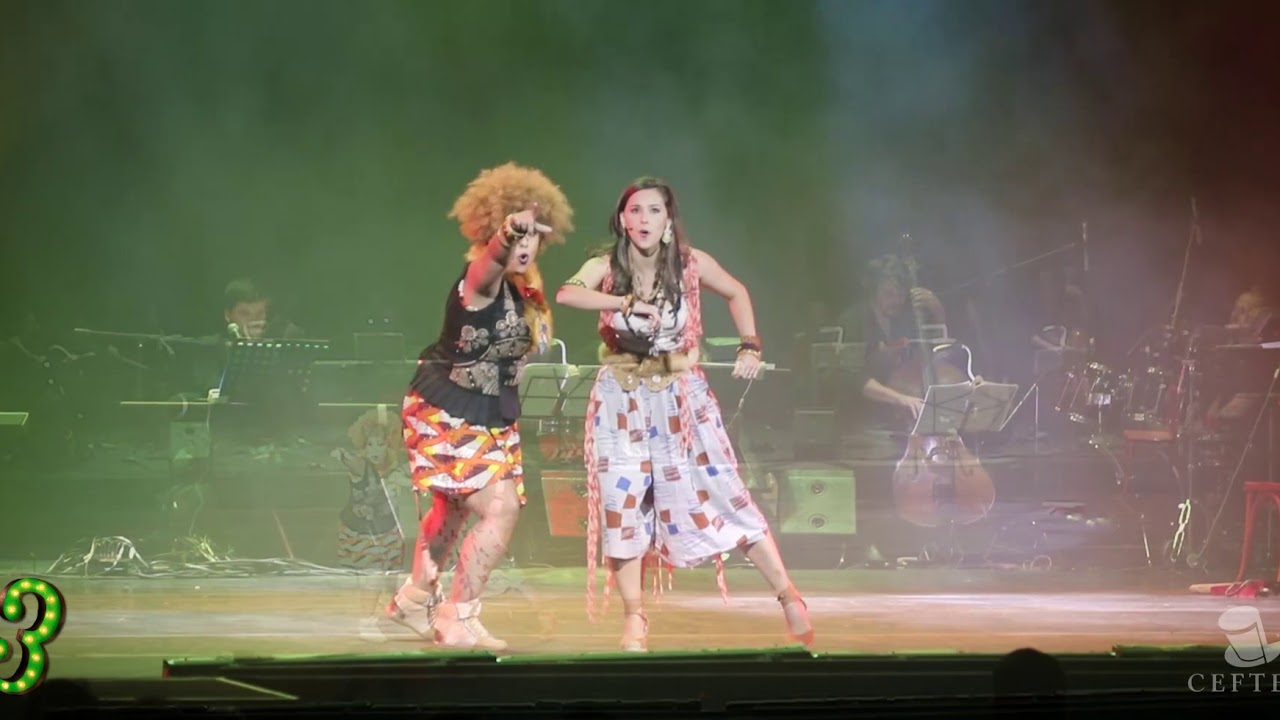Evelyn Castro e Thati Lopes: 