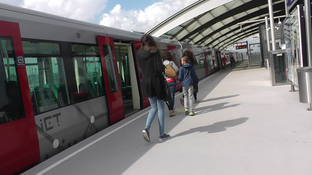 Met de RET metro van Tussenwater naar Pernis, 10 SEP 2017