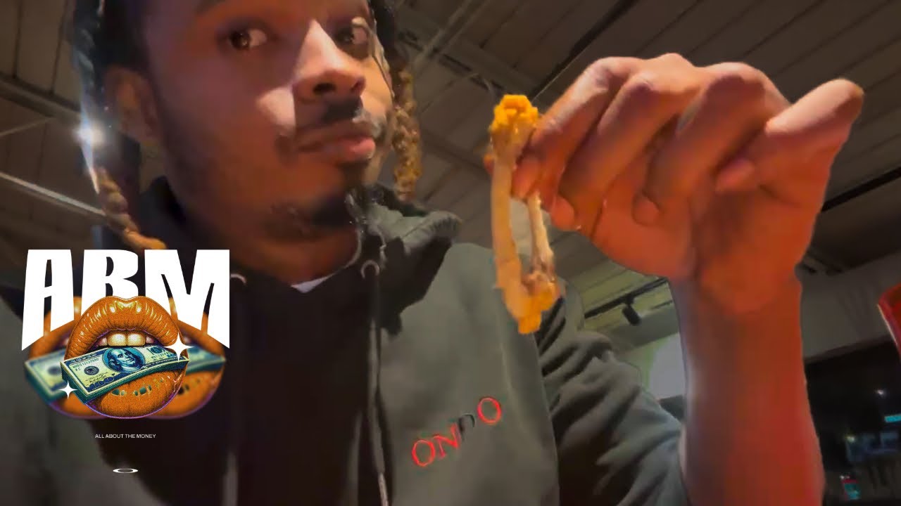 The Life Of Rolle #vlog #vlogger #vlogging #GTA #gtaonline #live #restaurant #food