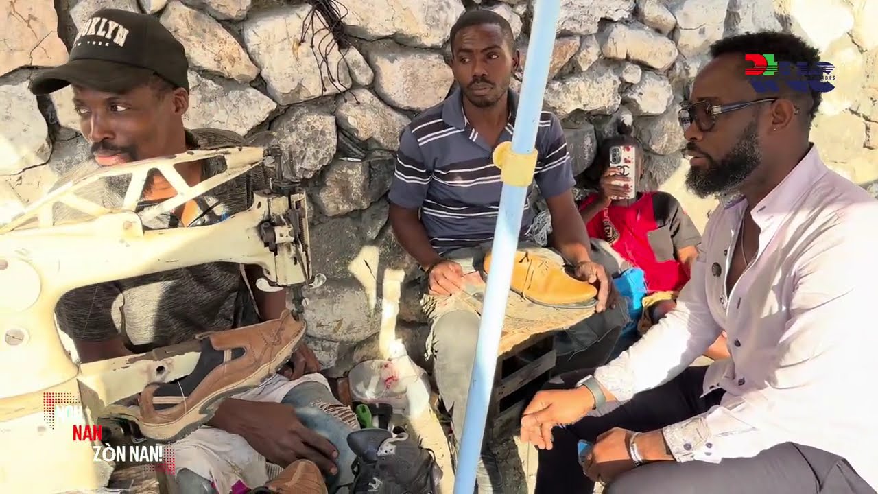 KÒDONYE: Dèyè chak soulye, sandal, tenis ak valiz ki reprann lavi, gen men yon kòdonyè k ap travay 