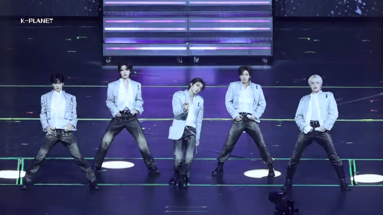 【2025 MAMA】TXT (투모로우바이투게더) 'Upside Down Kiss + Beautiful Strangers' 4K Fancam 직캠 251129