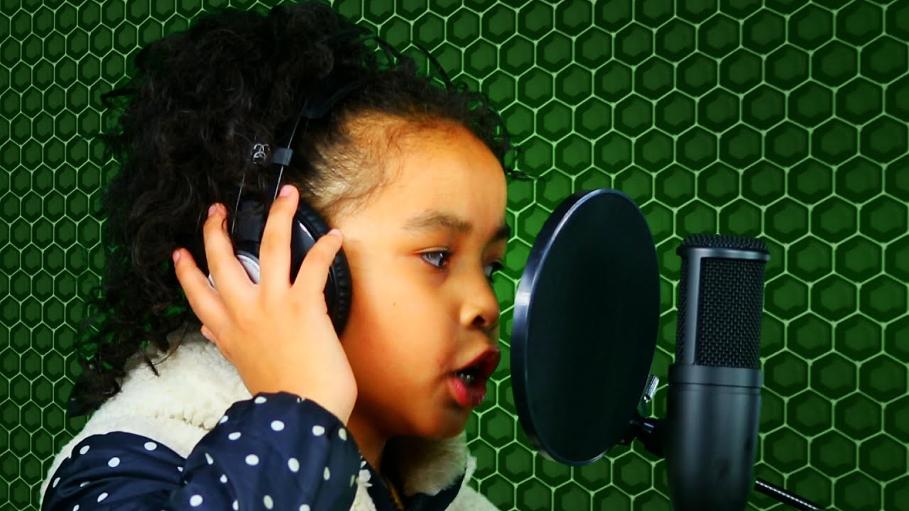CLIP JOIE 2021  ARIEL COVER MARYA  ADE    FEU