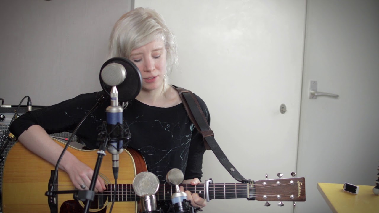 Channah - Leaving the Table (Leonard Cohen cover)
