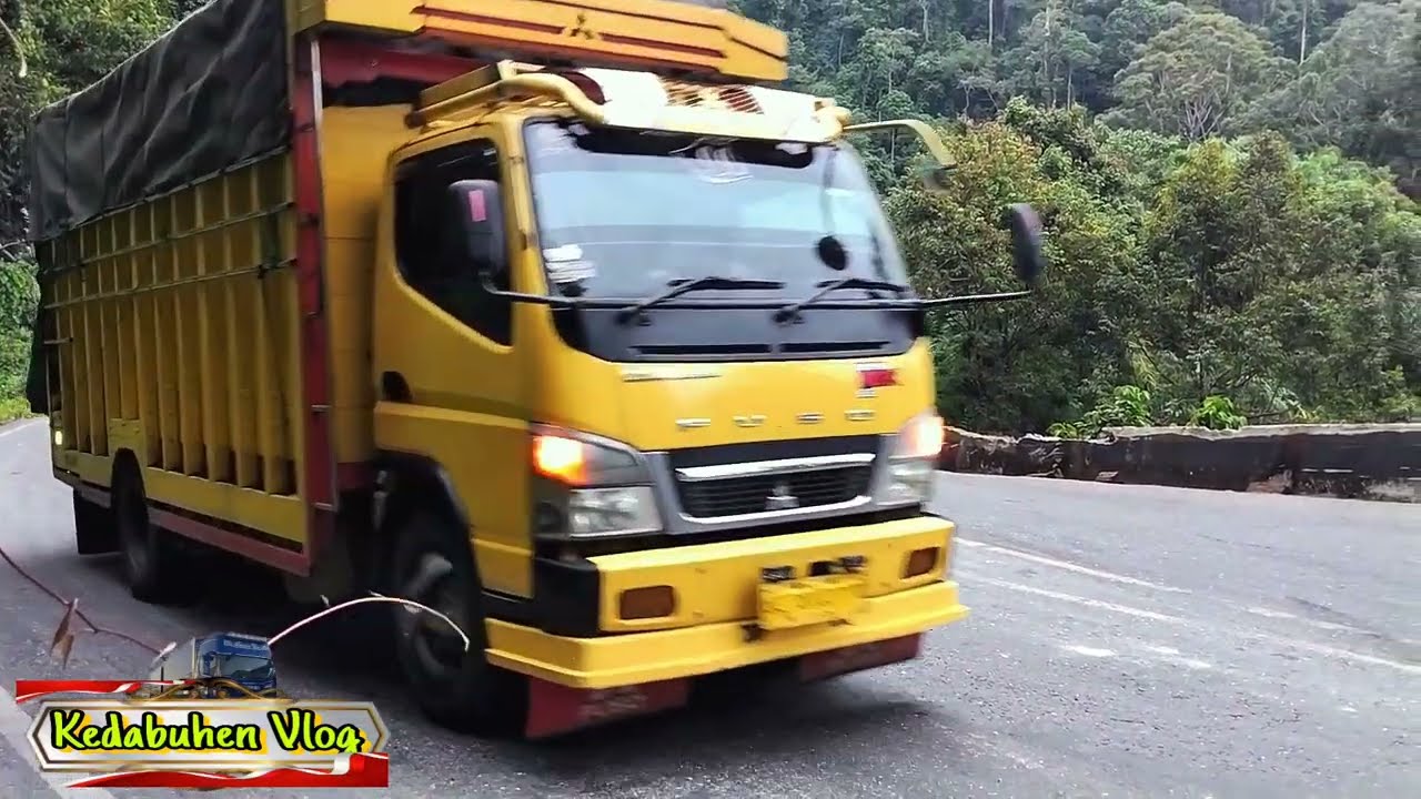 Truck melewati tanjakan kedabuhen