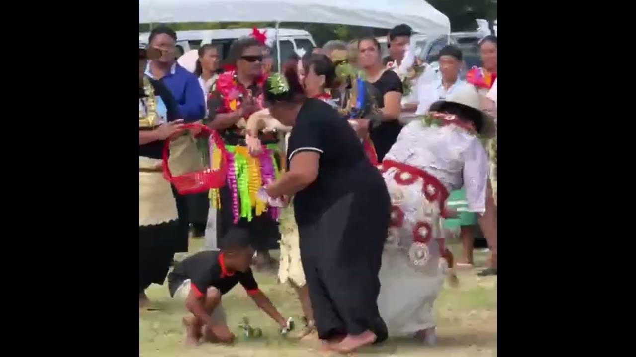 LIUPAU TA'AHINE O LOTO NEIAFU