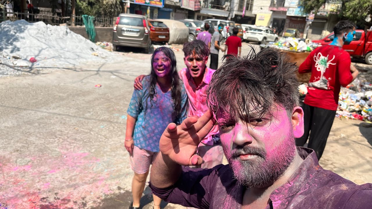 Best Holi celebration in Delhi / Holi part 1 / Bakchodi vlog 