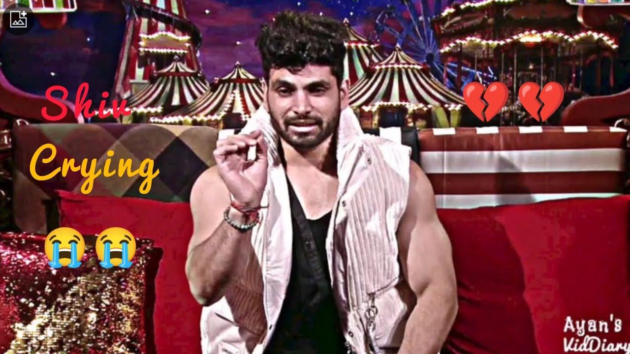 Shiv Thakare Is Crying In Bigg Boss 16.