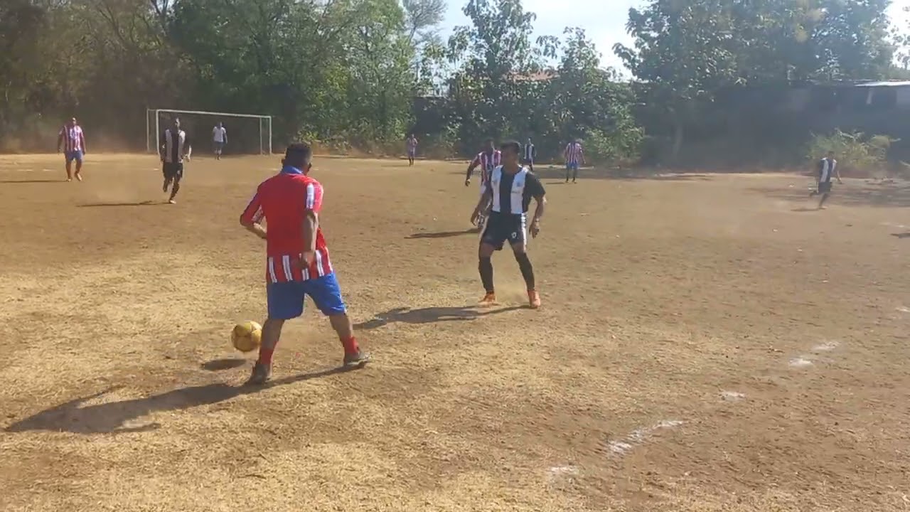 NEWCASTLE VS DEP MAYO. 1ER TIEMPO                 0 A 0. 
