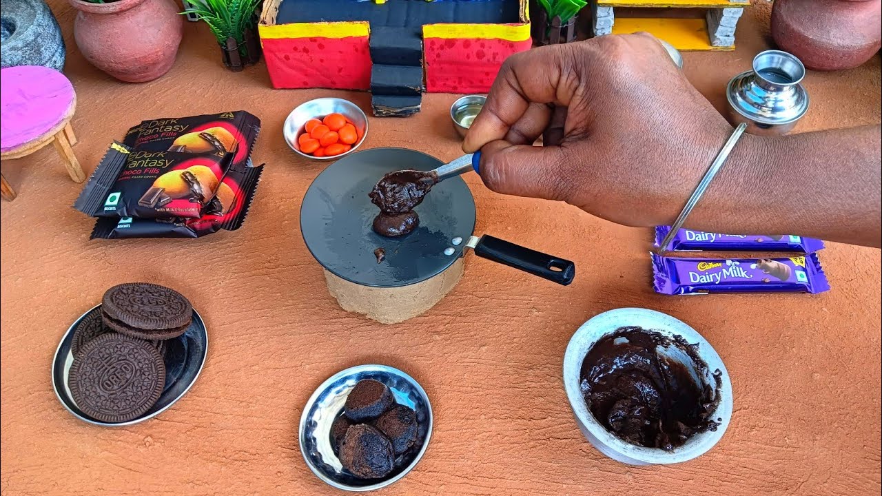 Miniature Oreo & Dark Fantasy Biscuits Chocolate Pan Cake| Dark Fantasy Pan Cake| Village Miniature 