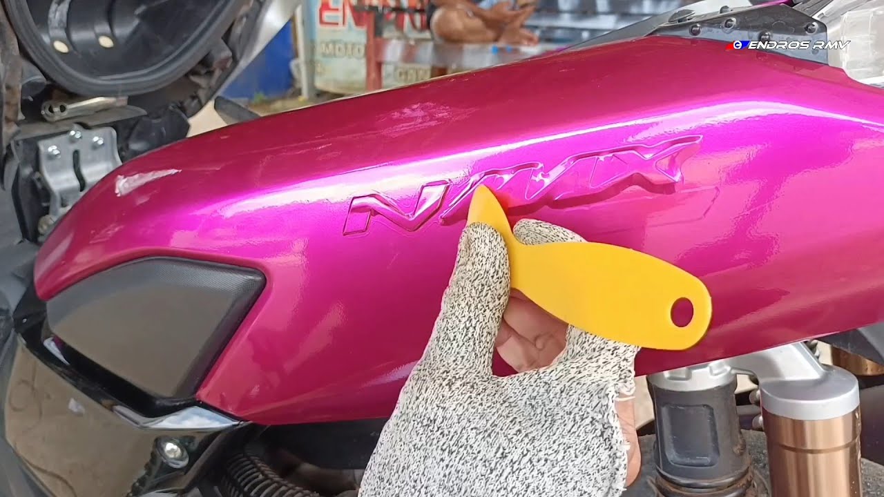 Pasang skotlet nmax pink magenta full body vinyl sticker wrap motor