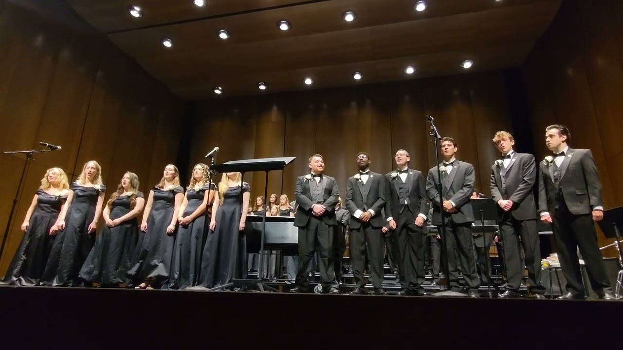 Senior Voices and Villanova Singers lead Alma Mater