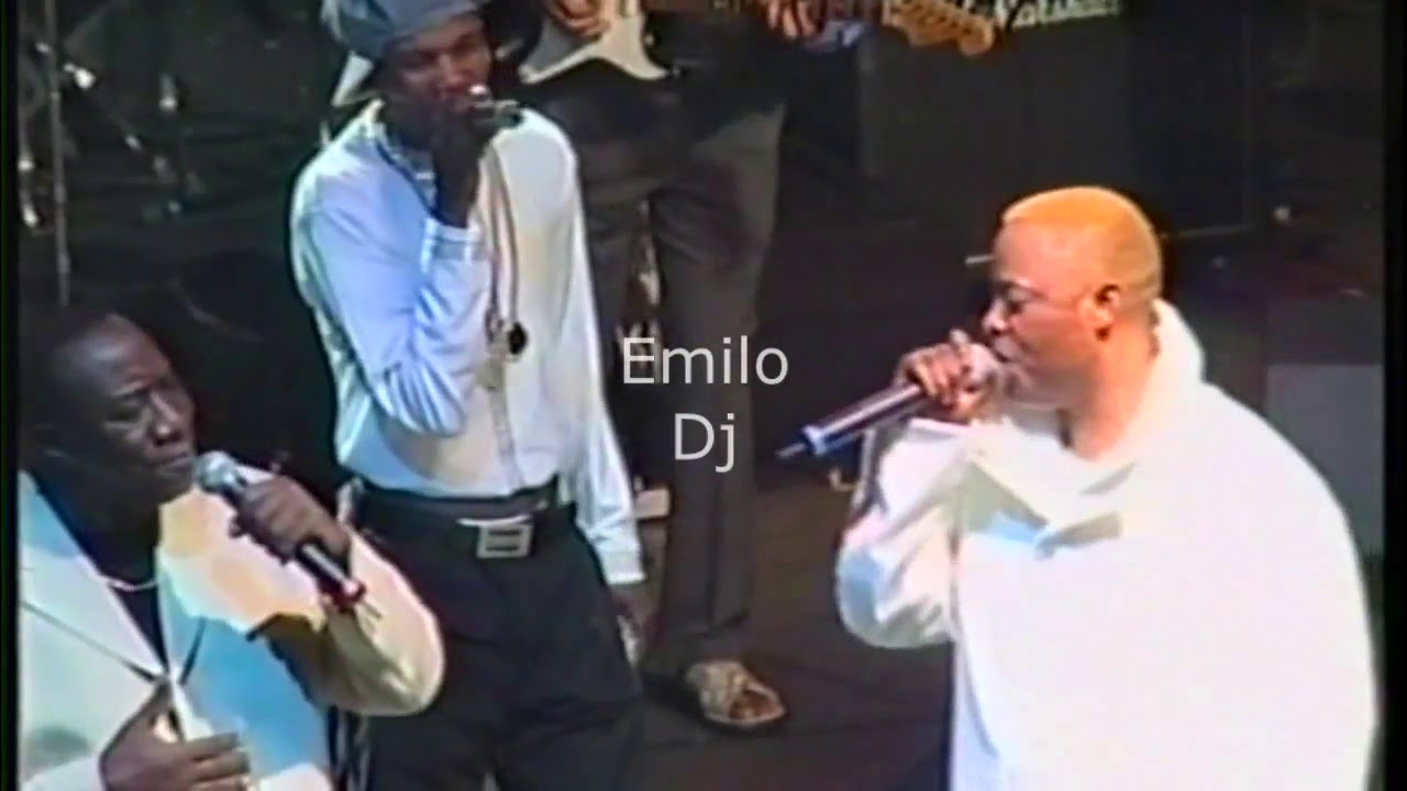 (Rare) King Kester Emeneya, Tabu Ley Rochereau & Guejo Star - Isbond Olympia Paris 2002 HD