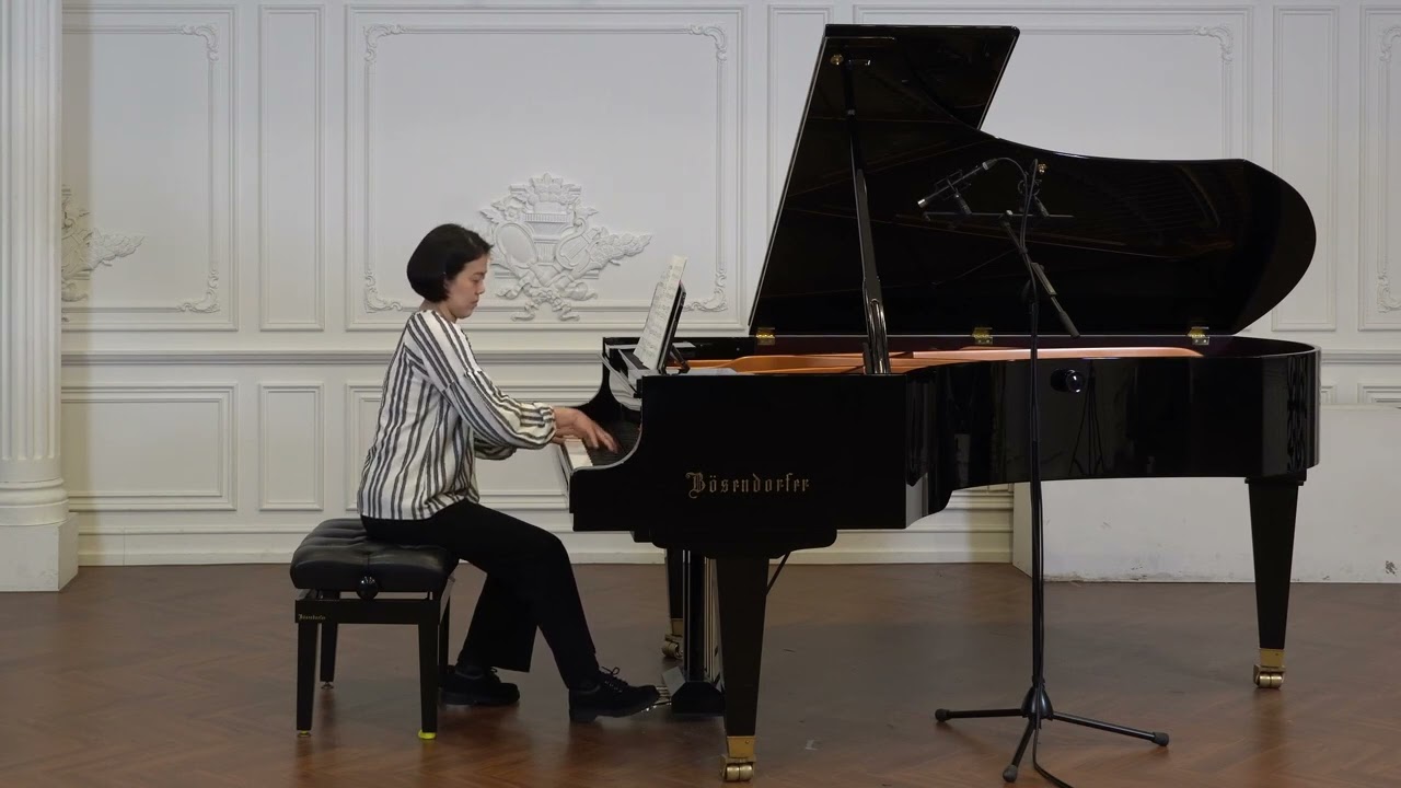 ABRSM Piano Grade8 2021-2022 B2 Helen Hopekirk Air : No.3 from Suite