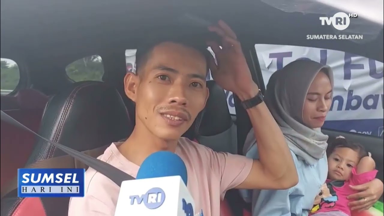SUMSEL HARI INI - PANTAUAN ARUS MUDIK DI PINTU TOL RENGAS