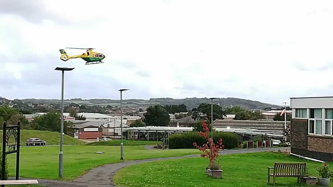 G-HIOW landing at St Mary's Hospital, Isle of Wight.