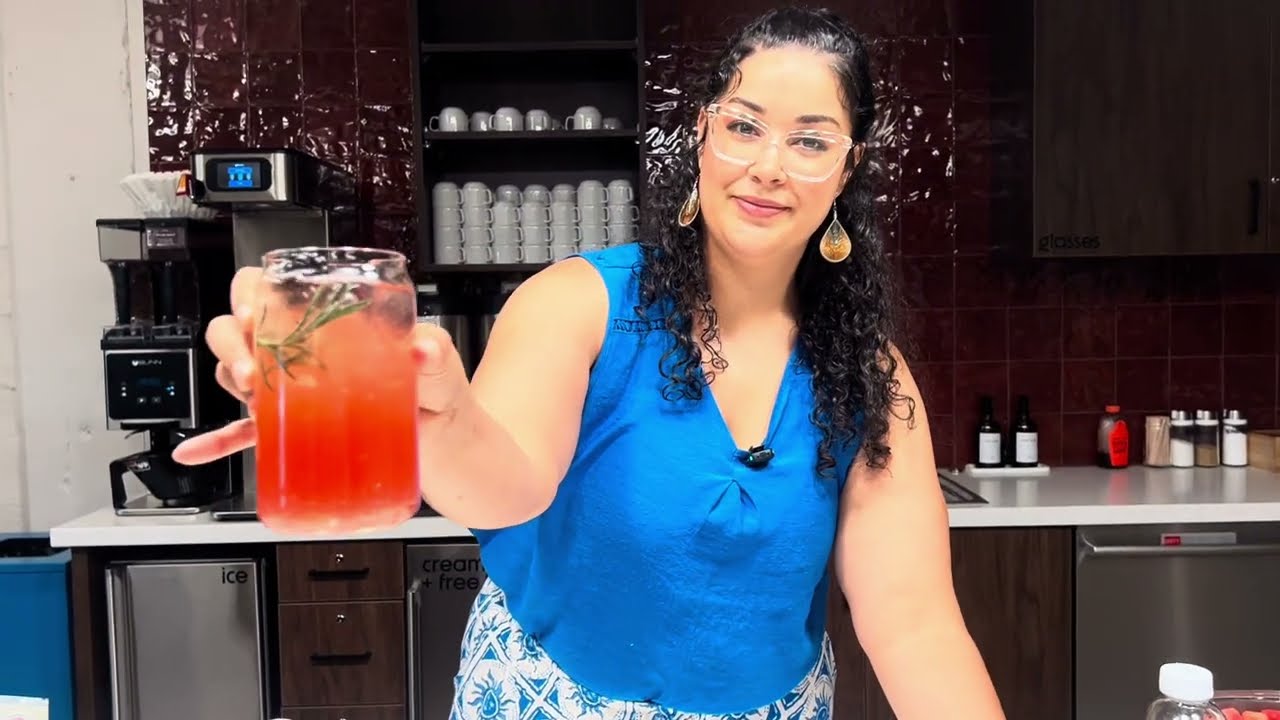 Learn how to make delicious mocktails for summer!