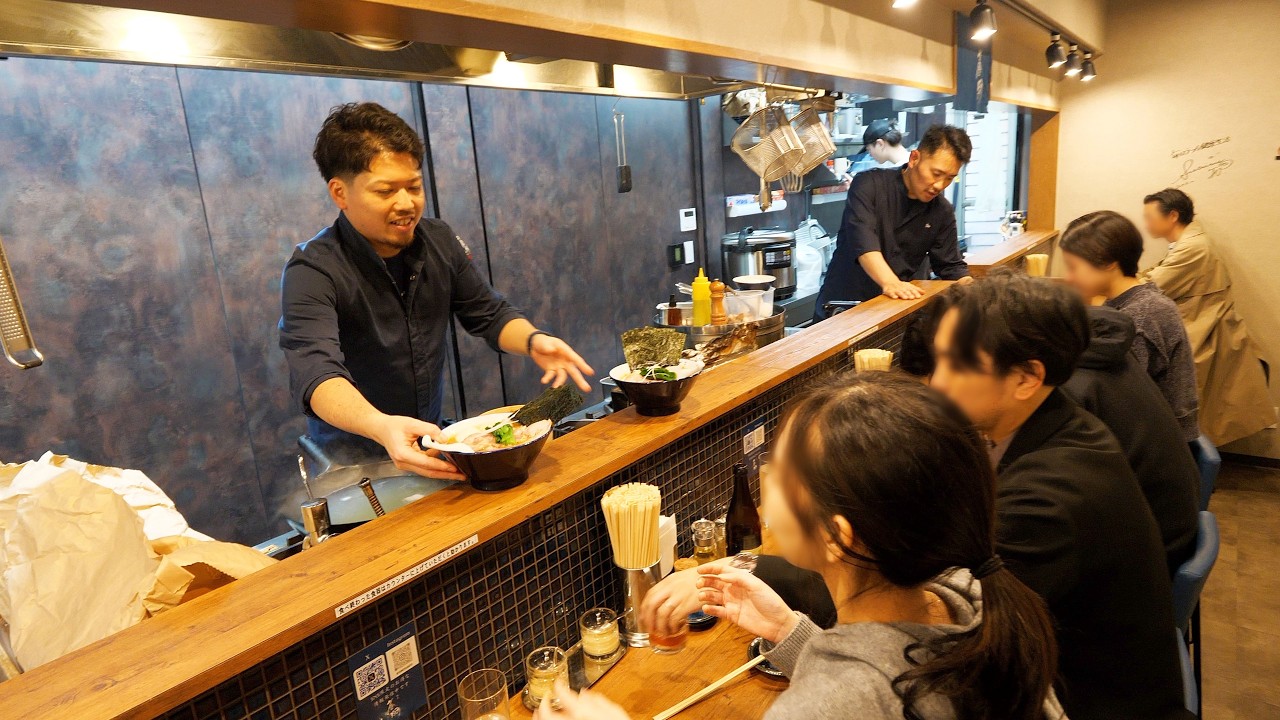 ２００人が殺到！完成まで７日かける最強チャーシューが話題の東京家系ラーメン屋丨Tokyo Ramen Food