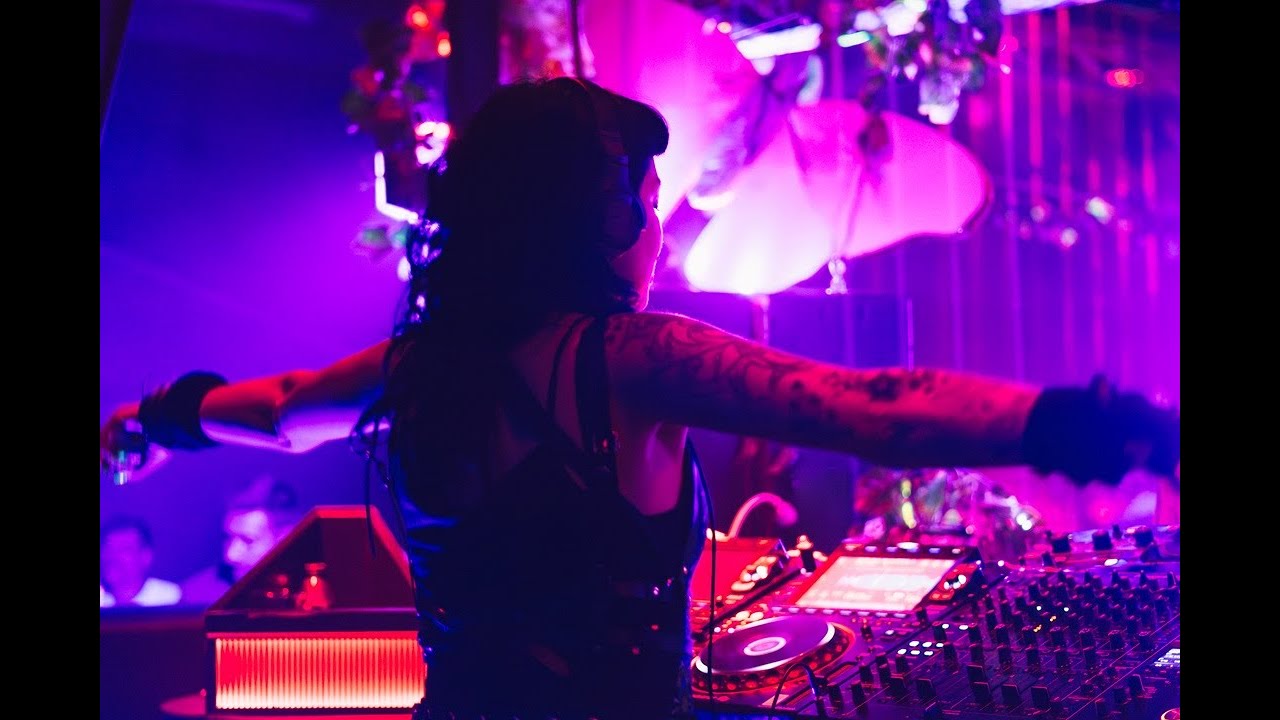 Hitech dj set by DJ Dayana