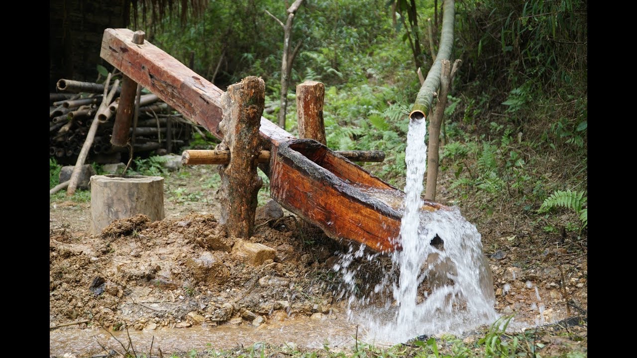Primitive Skills: Water powered hammer (Monjolo) Part1