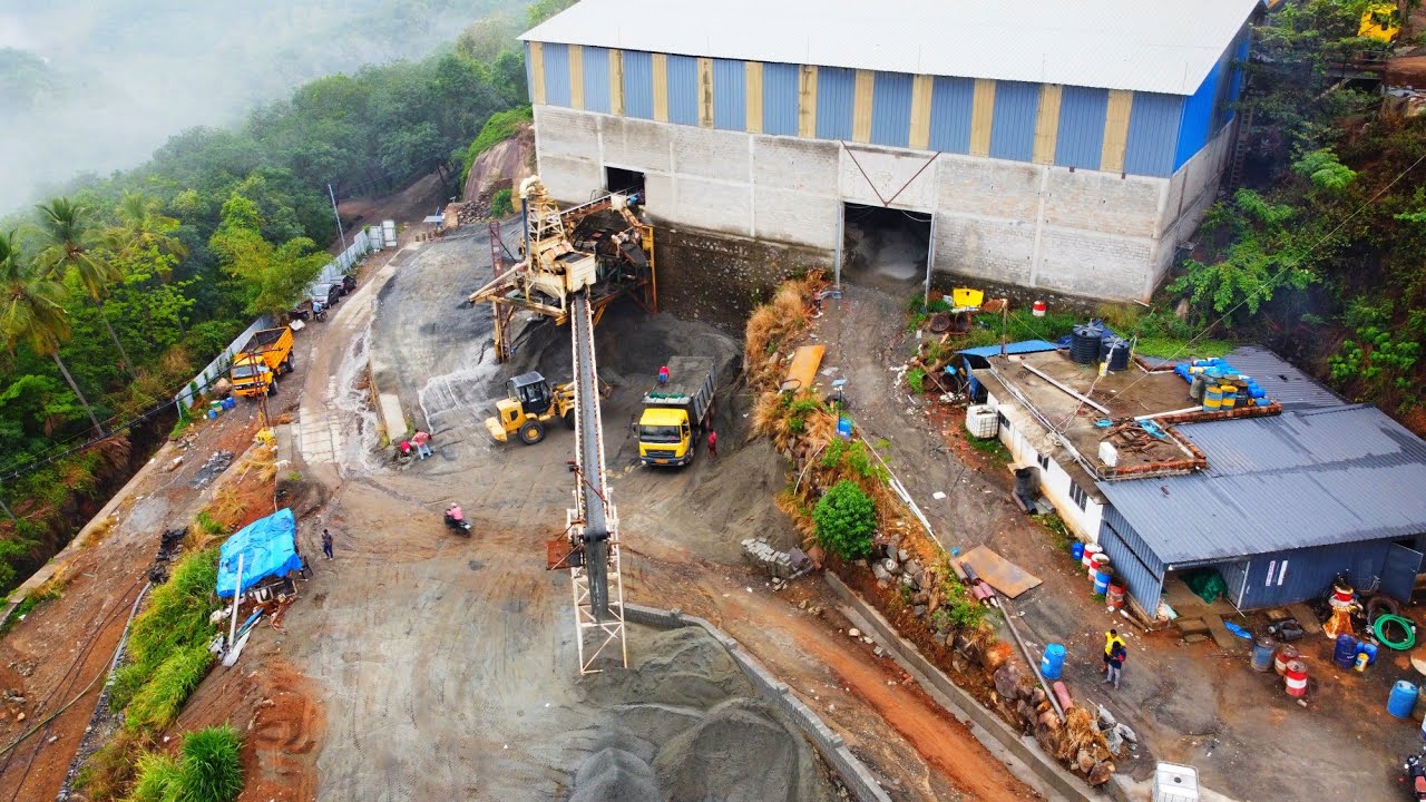 CRUSHER PLANT HOW TO WORK A CRUSHER PLANT , CRUSHER OPERATION FULL WORKING VIDEO,