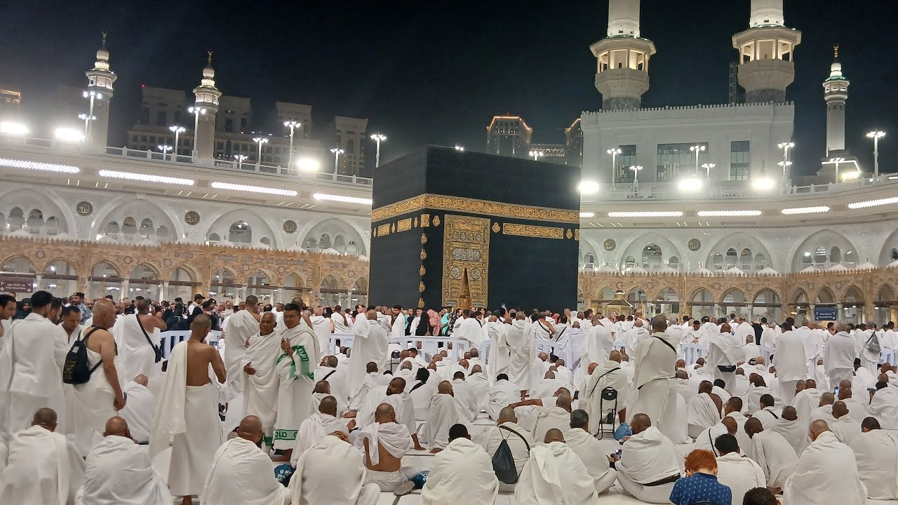 Mastoorat Bayan Duaa qari altaf inami falahi is live