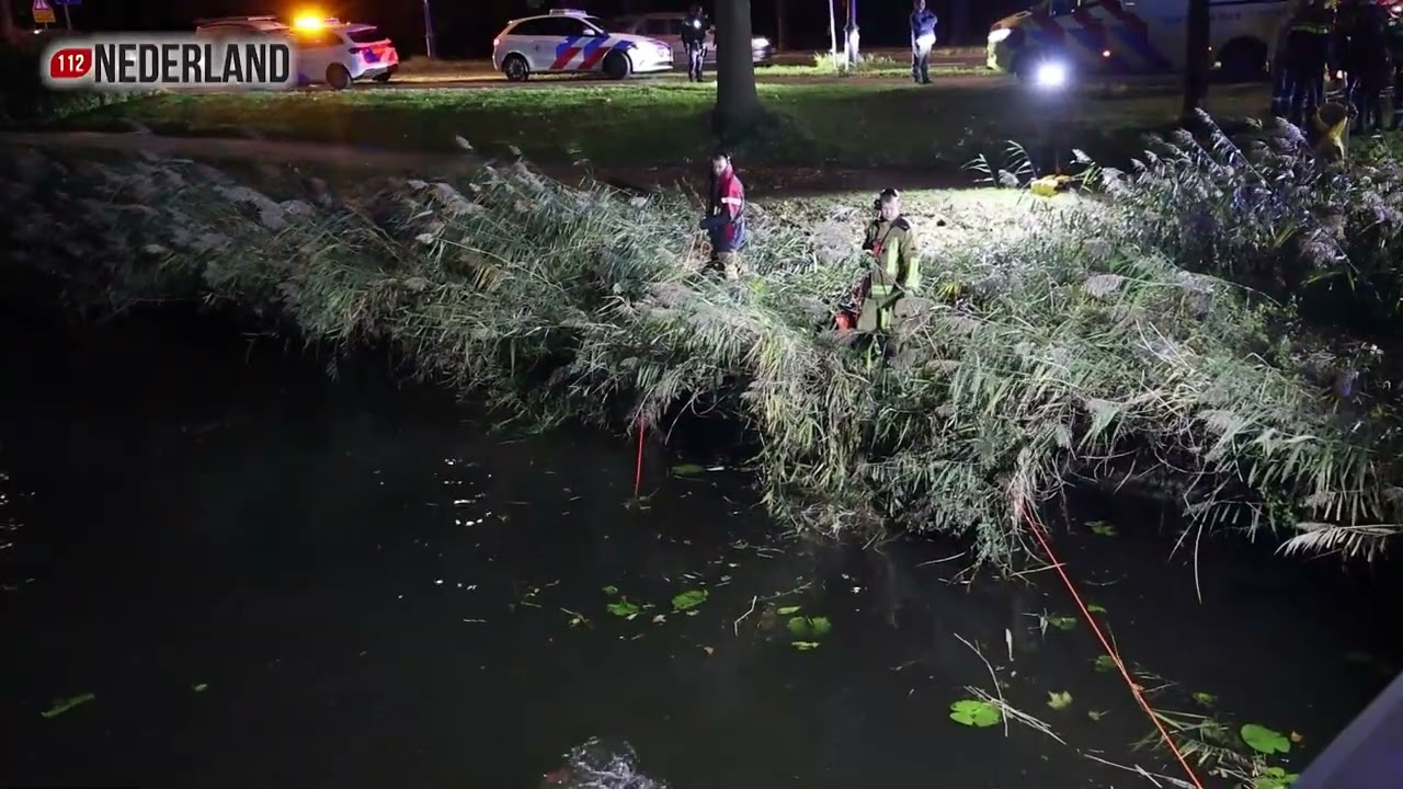 Grote zoektocht in water naar vermist persoon in Haarlem