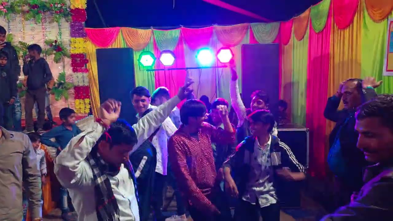 बुरसेट song #meenadjsong #djgirldance