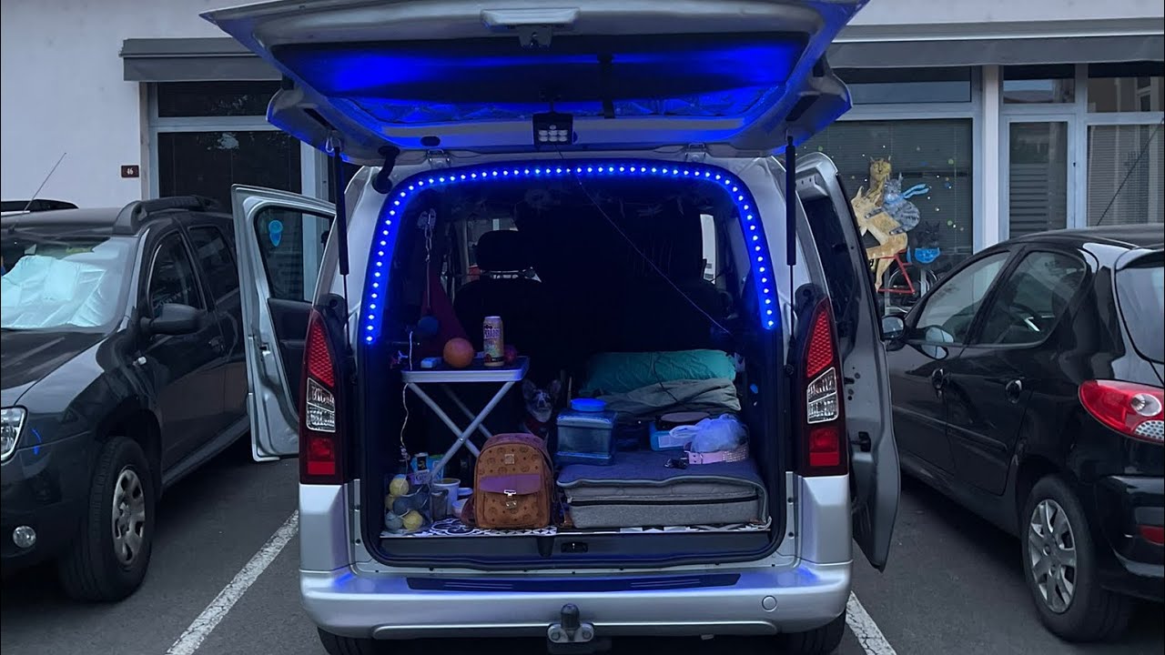 Je vous présente ma tente de hayon 🛣️🏎️🇫🇷