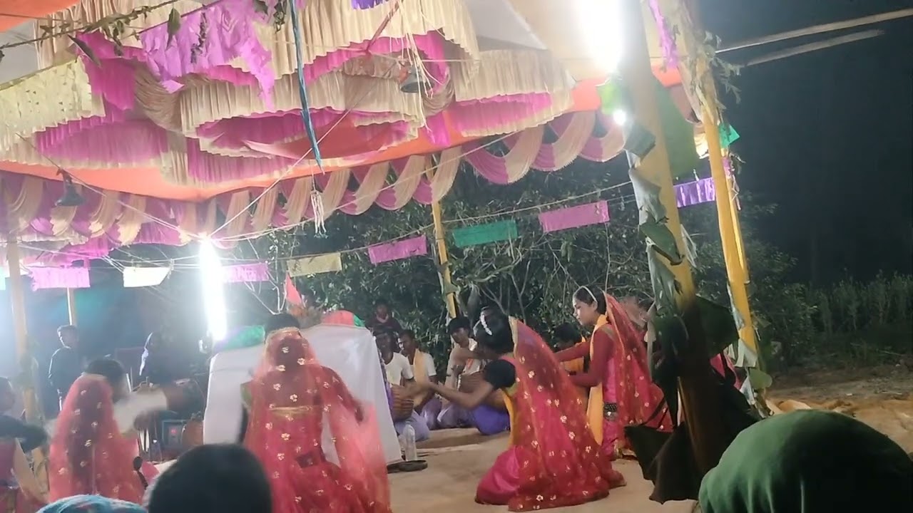 একটি একতলা গানের রাগনি।