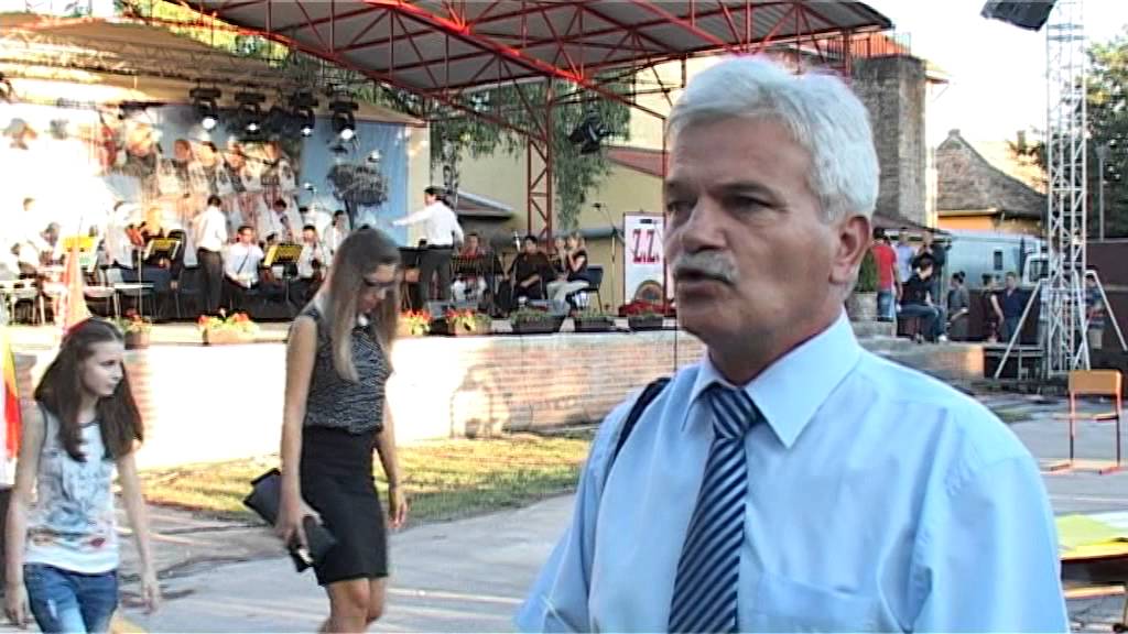 Počeo Veliki vestival folklora u Uzdinu