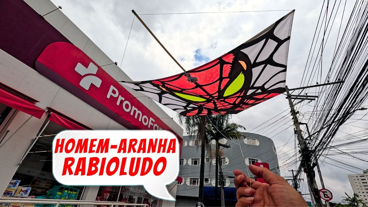 PIPÃO HOMEM-ARANHA… E NÃO PAROU POR AÍ