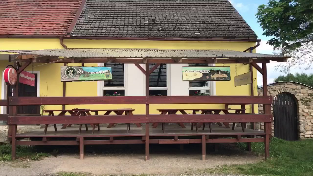 Slavná filmová místa: Slunce, seno, jahody
