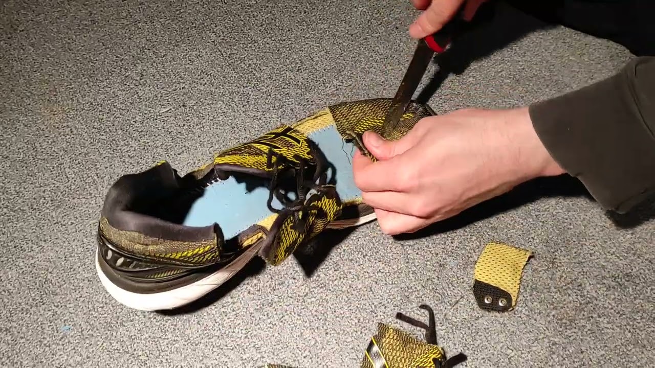 Destroying my friends asics gel nimbus 20 (part 2)