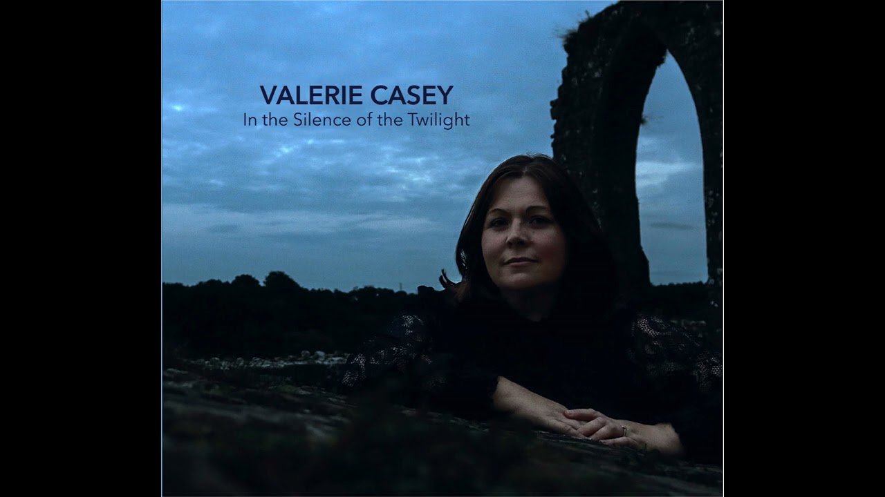 Valerie Casey ~ The tide full in 🍀🎵👍