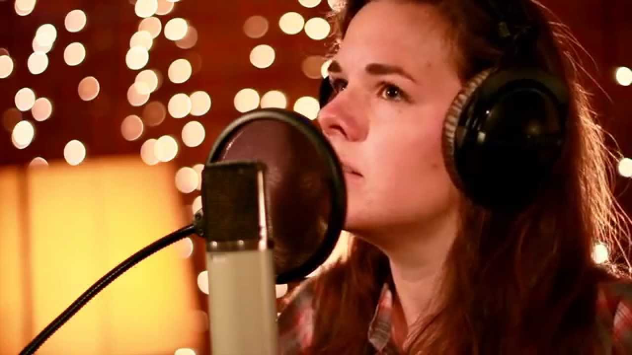 In Session: Tiny Ruins - Little Notes