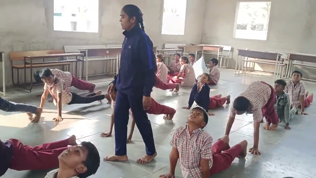 యోగా చిత్త వృత్తి నిరోధః -  యోగా టీచర్ మమత 