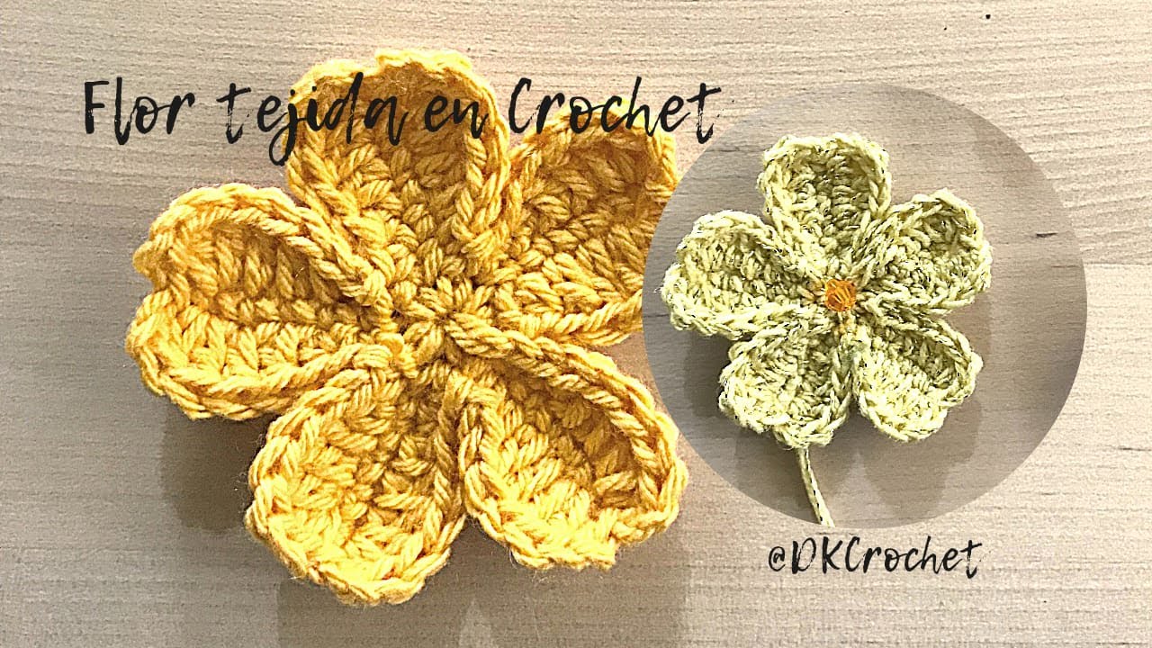 Flor  con pétalos en forma de corazón, tejidos a crochet/ganchillo/Micro crochet