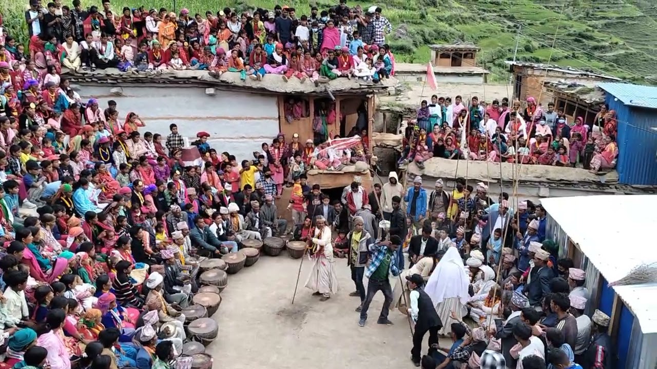 मुगु भिइ गुरा देवताको धामी नाच