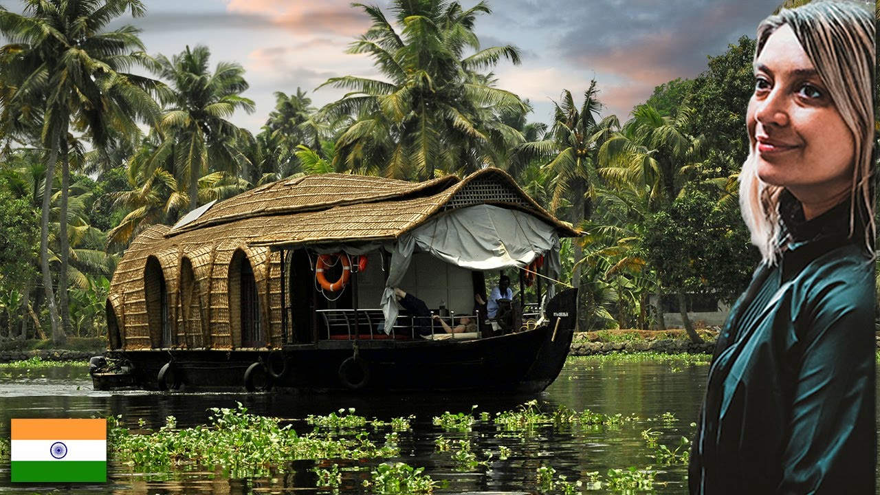You Will Be SHOCKED By This Luxury Kerala Houseboat In India Backwaters 🇮🇳