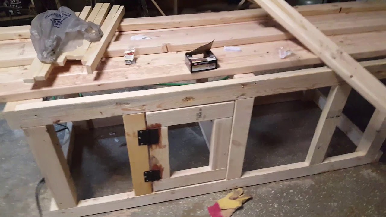 Building A Handmade Dual Dog Kennel Crate!