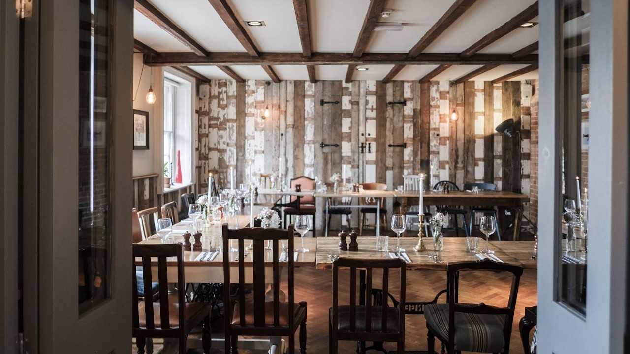 The Hind's Head, Reading, United Kingdom | Travel With Kiara