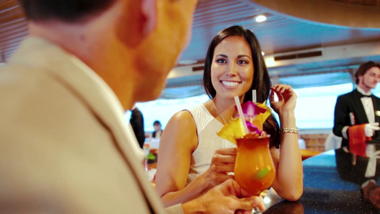 Hawaiian Sunset Dinner Cruises | Star of Honolulu