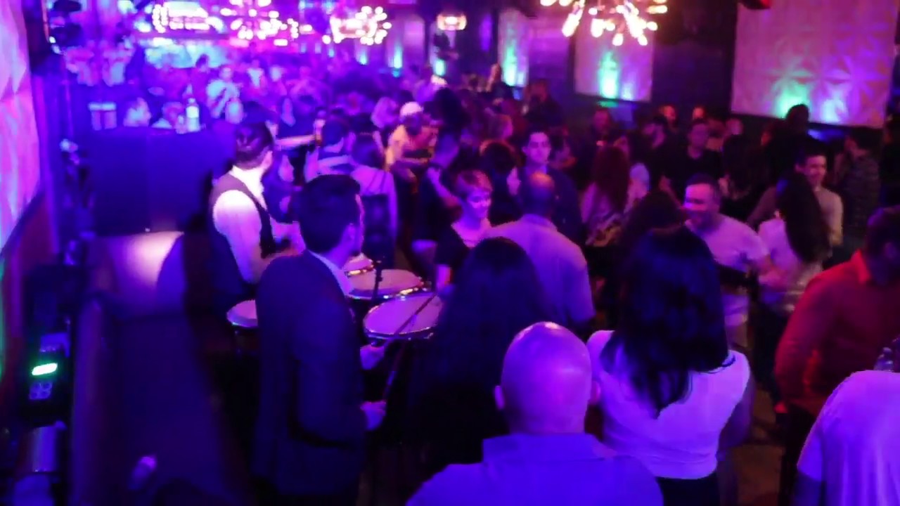 Mas Thursdays Salsa & Bachata Social Dancing in Toronto