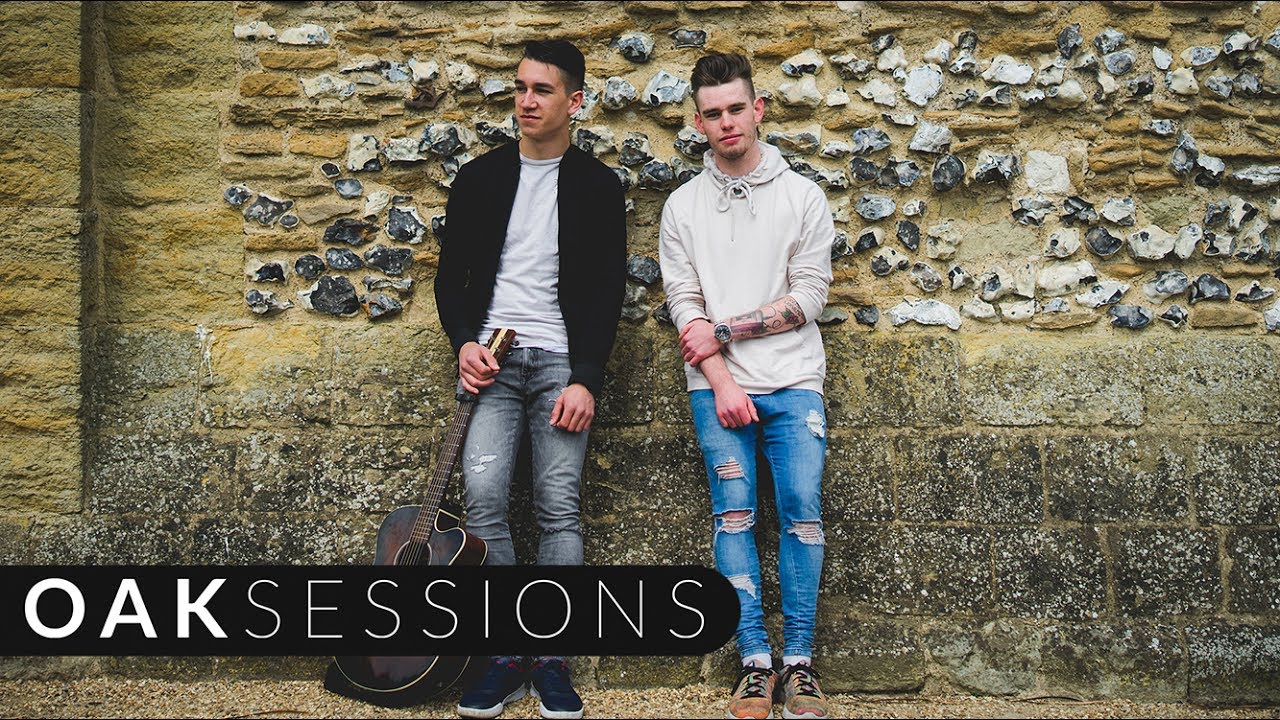 Kissed & Crowned - The Way She Moves | Oak Sessions