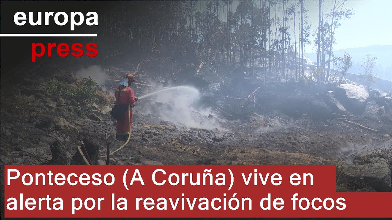 Ponteceso vive en alerta por la reavivaci&oacute;n de un incendio que 