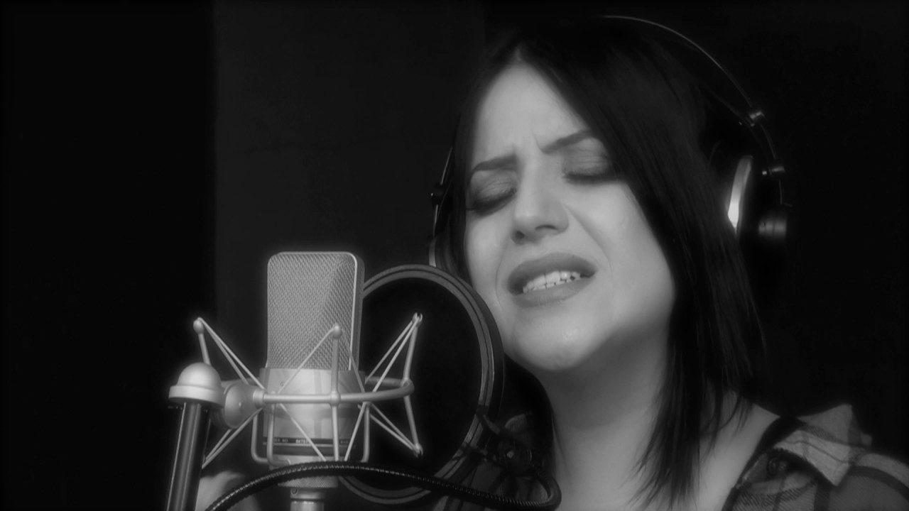 Serap - Zamansız Yağmur [&copy; Soundove  Official Video]