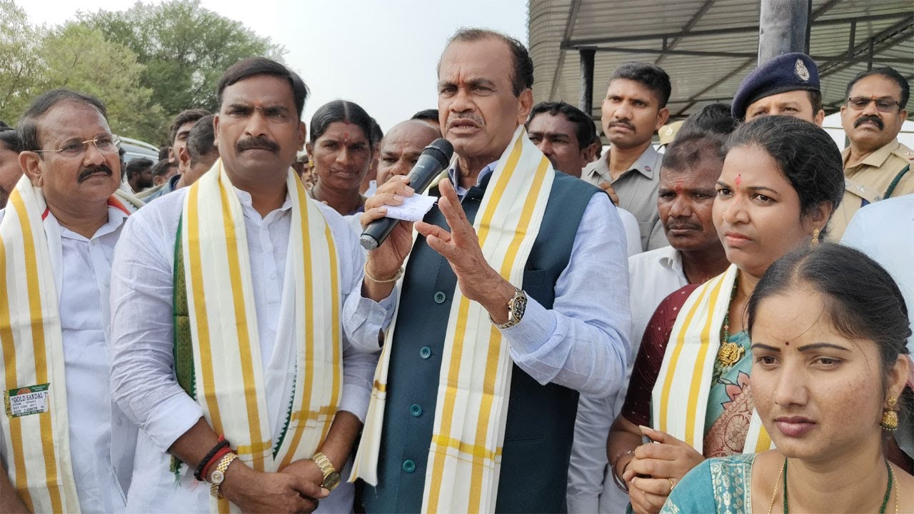 🔴LIVE :   Komatireddy Venkat Reddy will Inaugurate Komatireddy Pratheek Govt High School