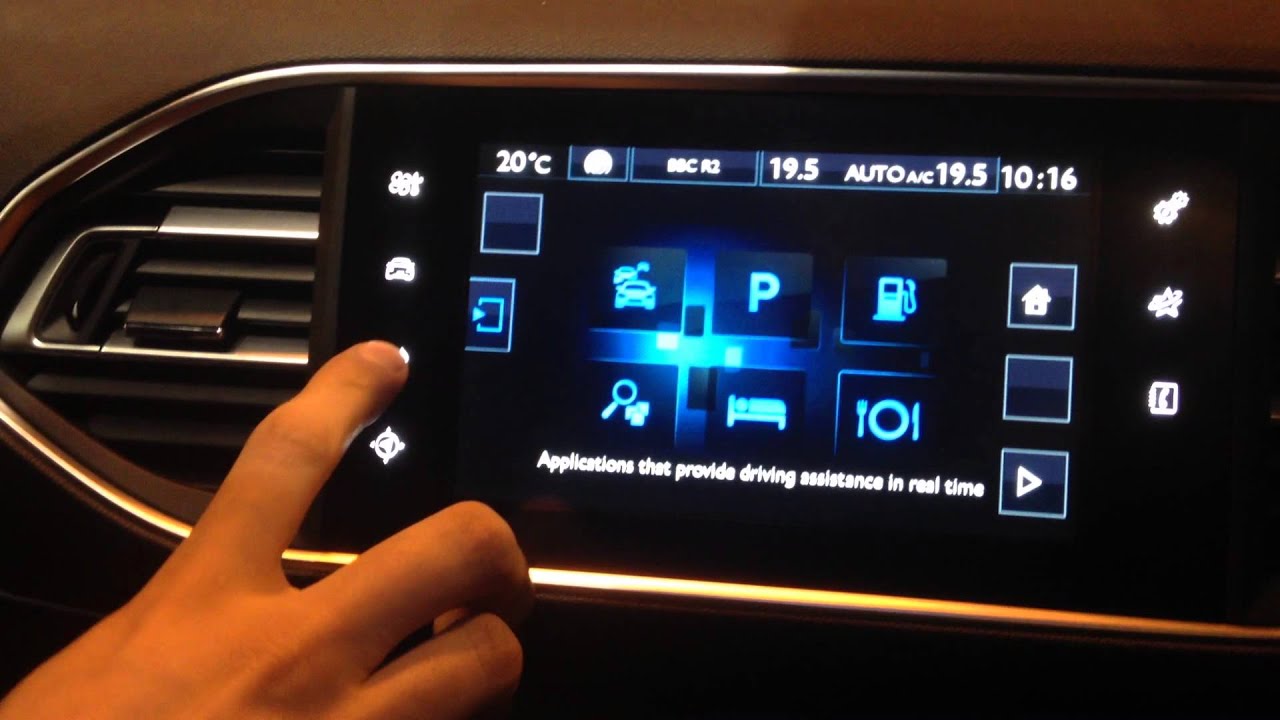 Talking about the Peugeot 308's on-board computer at Gadget Show Live