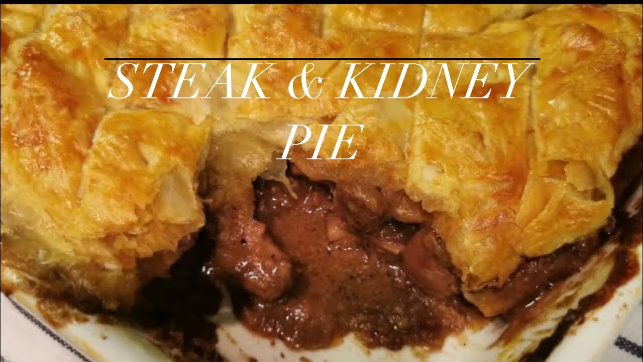 STEAK AND KIDNEY PIE | South African YouTuber